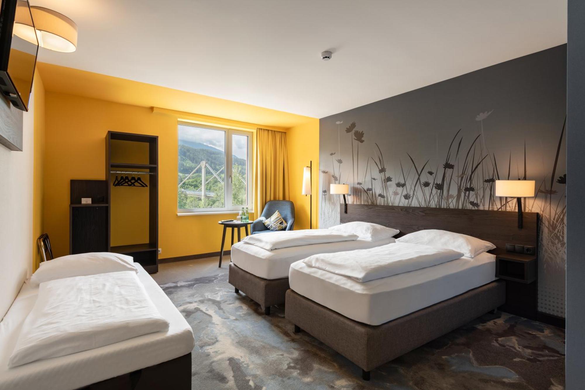 Hotel Hwest 3*