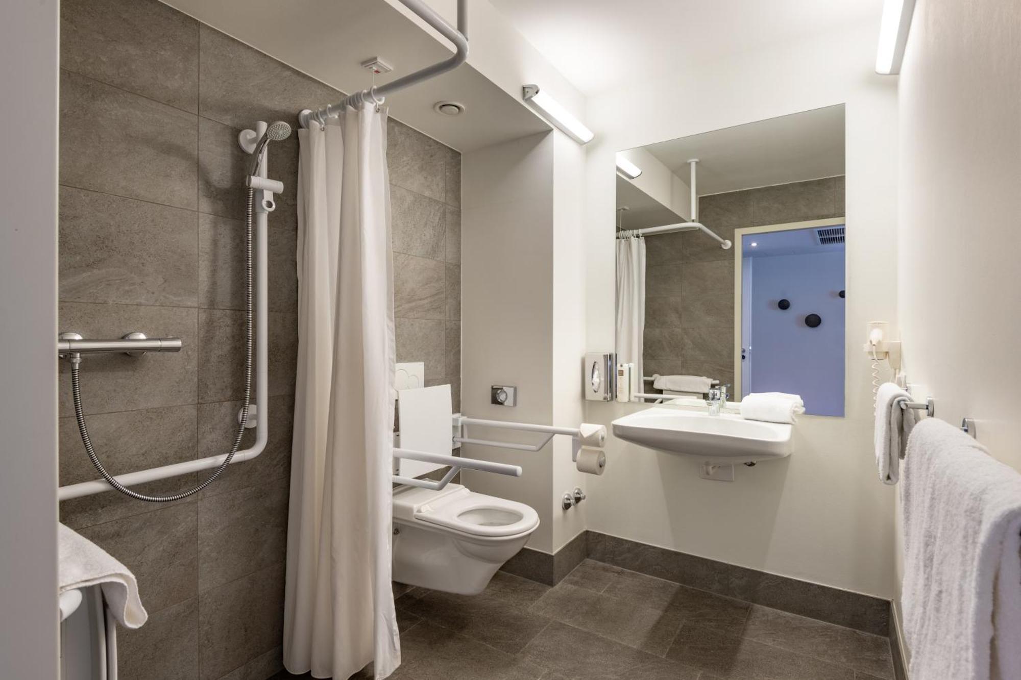 Hwest 3* Hall in Tirol